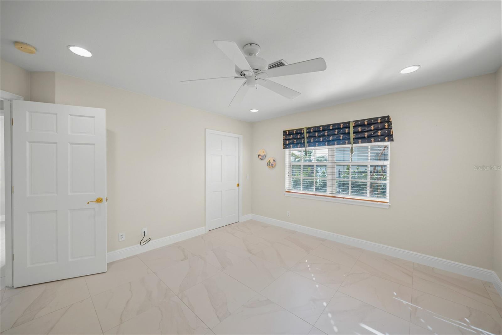 CASEY KEY - Residential