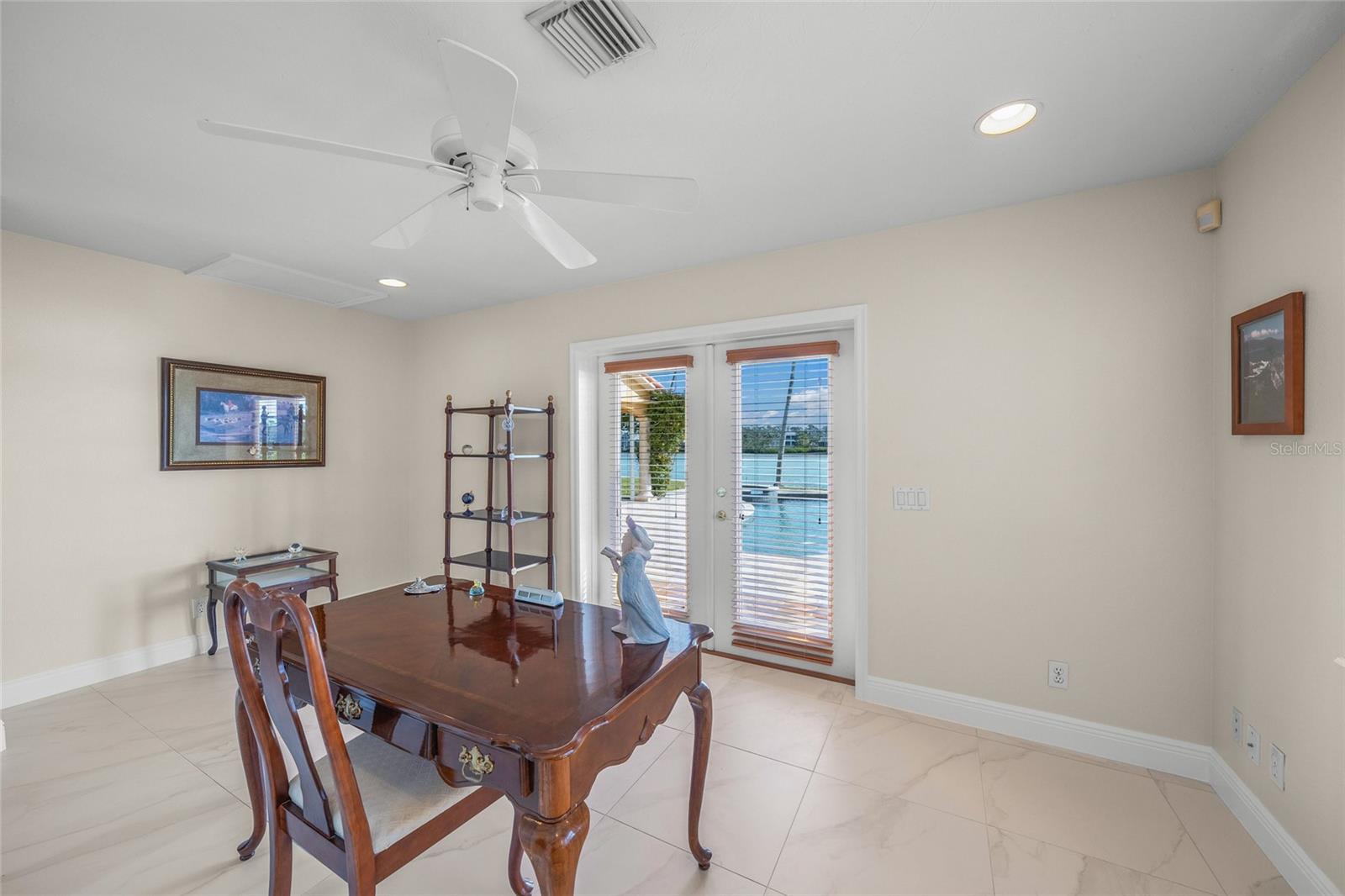 CASEY KEY - Residential
