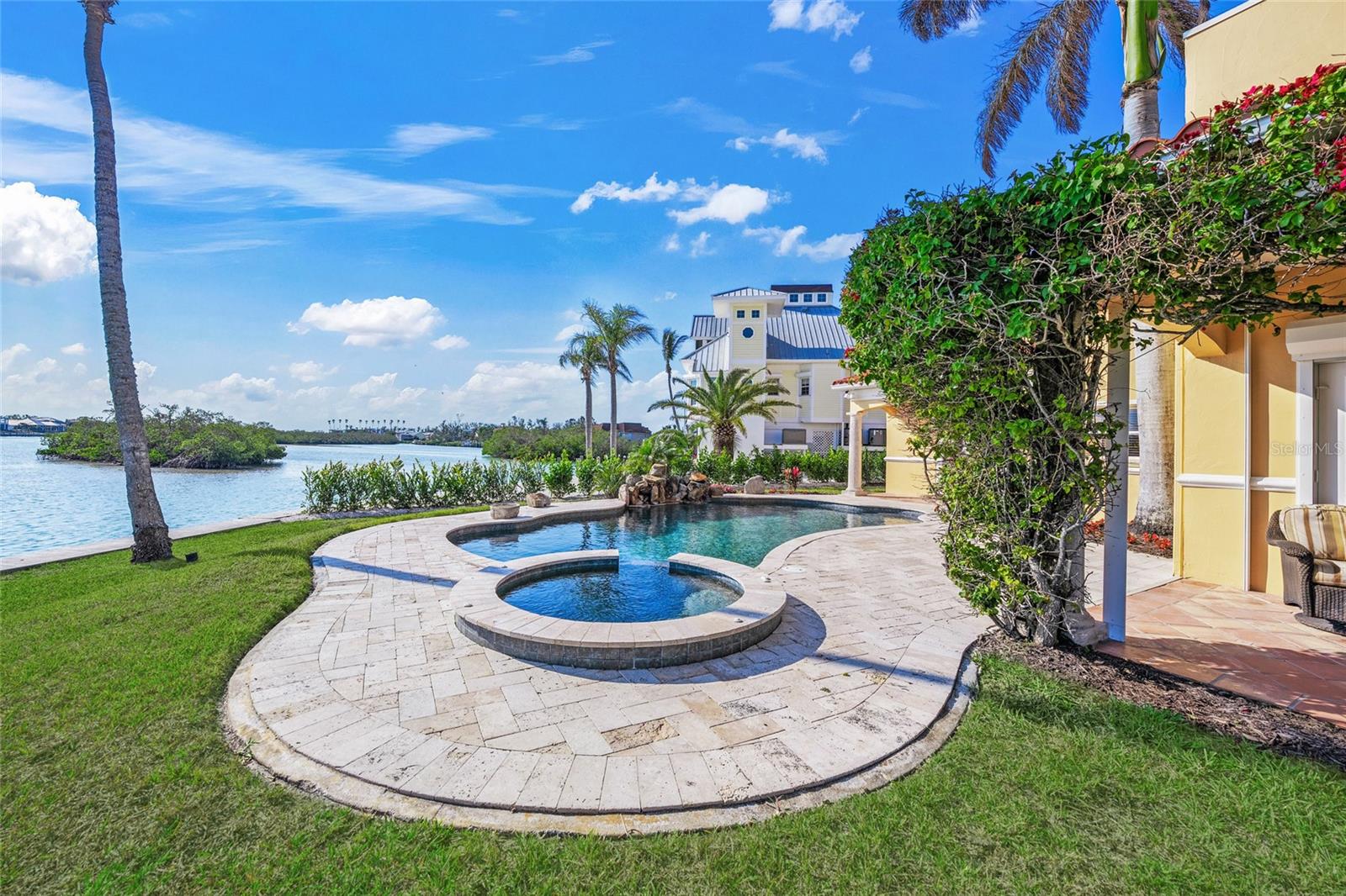 CASEY KEY - Residential