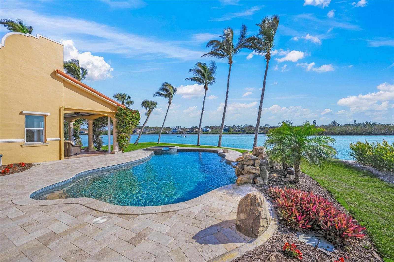 CASEY KEY - Residential