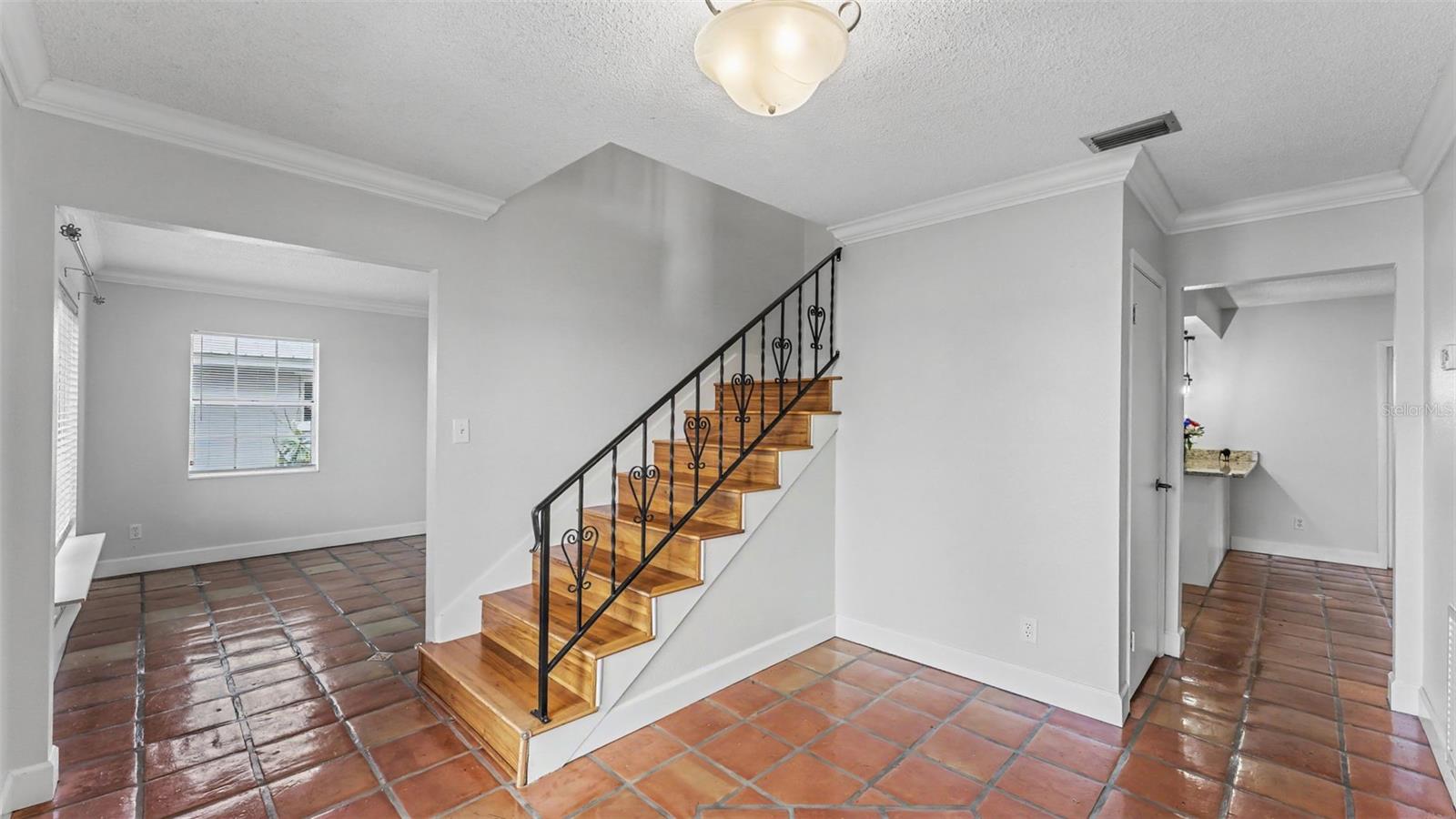 ARIANA ESTATES - Residential
