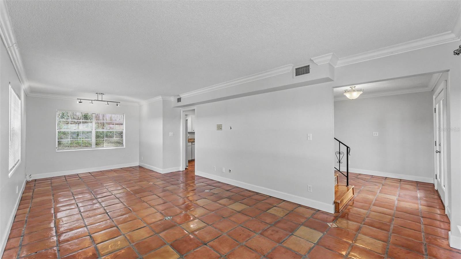 ARIANA ESTATES - Residential