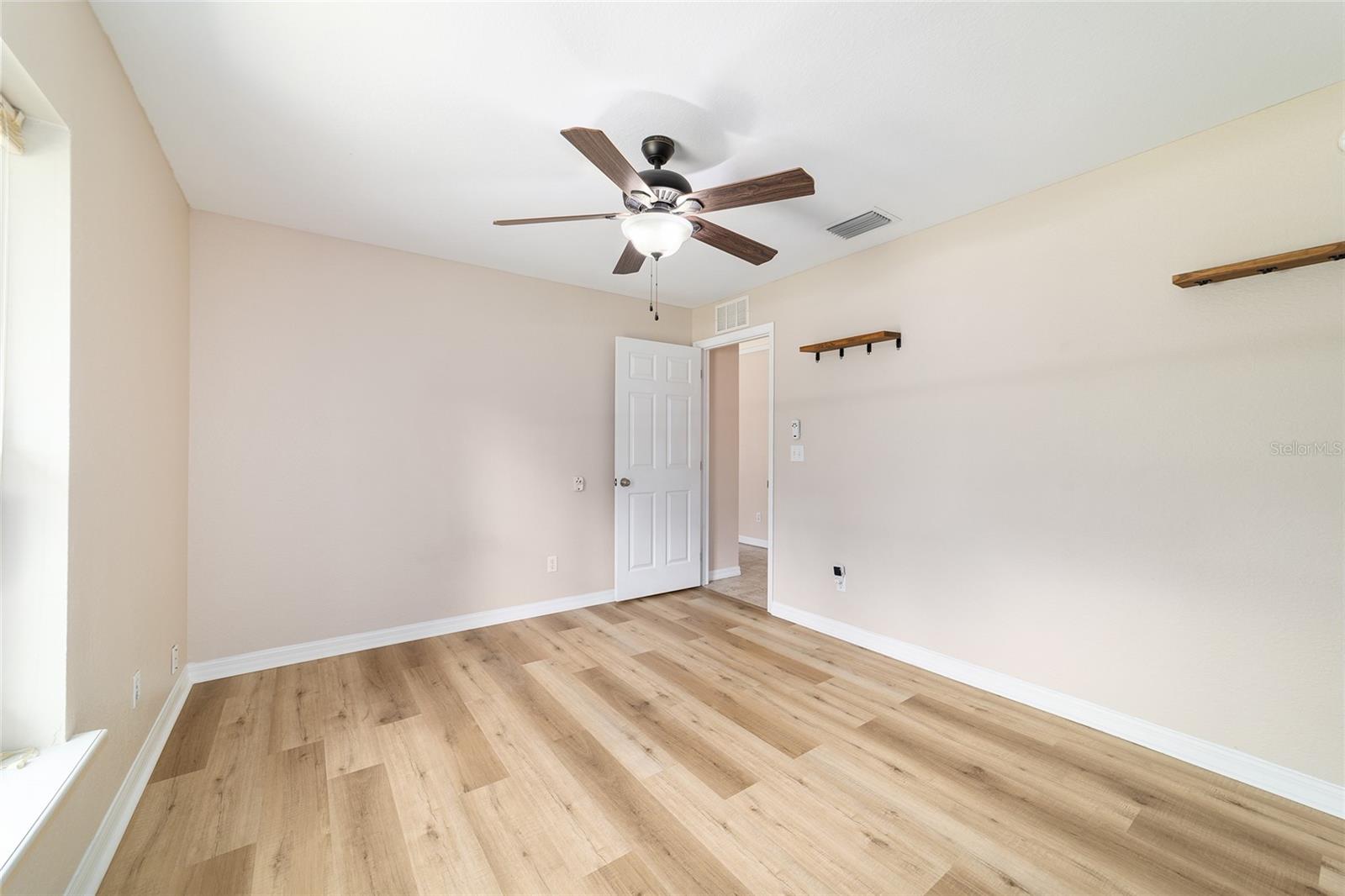 ROLLING HILLS UNIT 3 HILLS OF OCALA - Residential