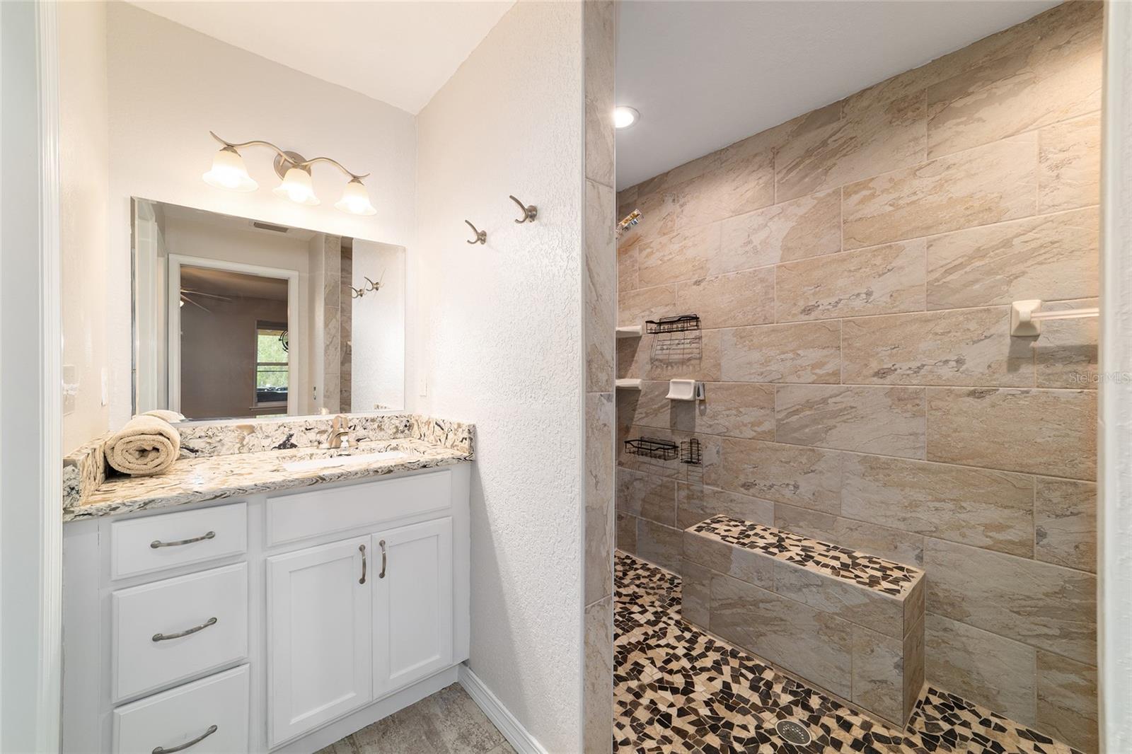 ROLLING HILLS UNIT 3 HILLS OF OCALA - Residential