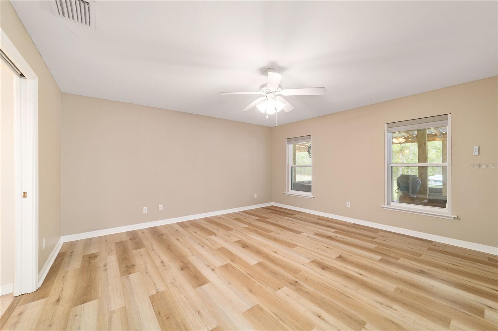 ROLLING HILLS UNIT 3 HILLS OF OCALA - Residential