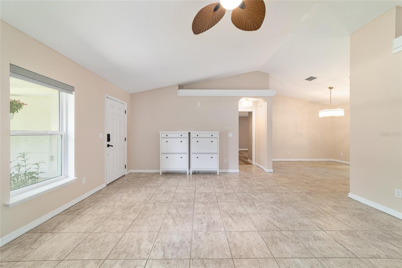 ROLLING HILLS UNIT 3 HILLS OF OCALA - Residential