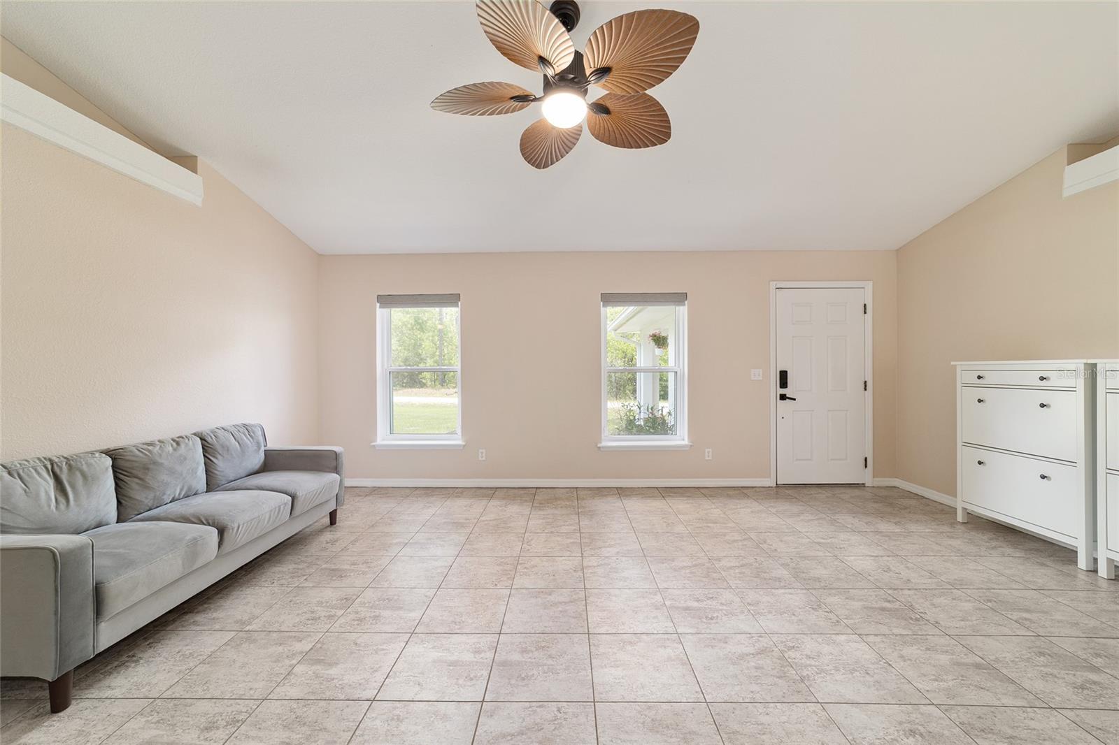 ROLLING HILLS UNIT 3 HILLS OF OCALA - Residential