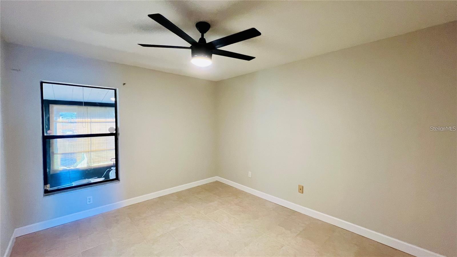 KING OAK 02 REP 02 - Residential Lease