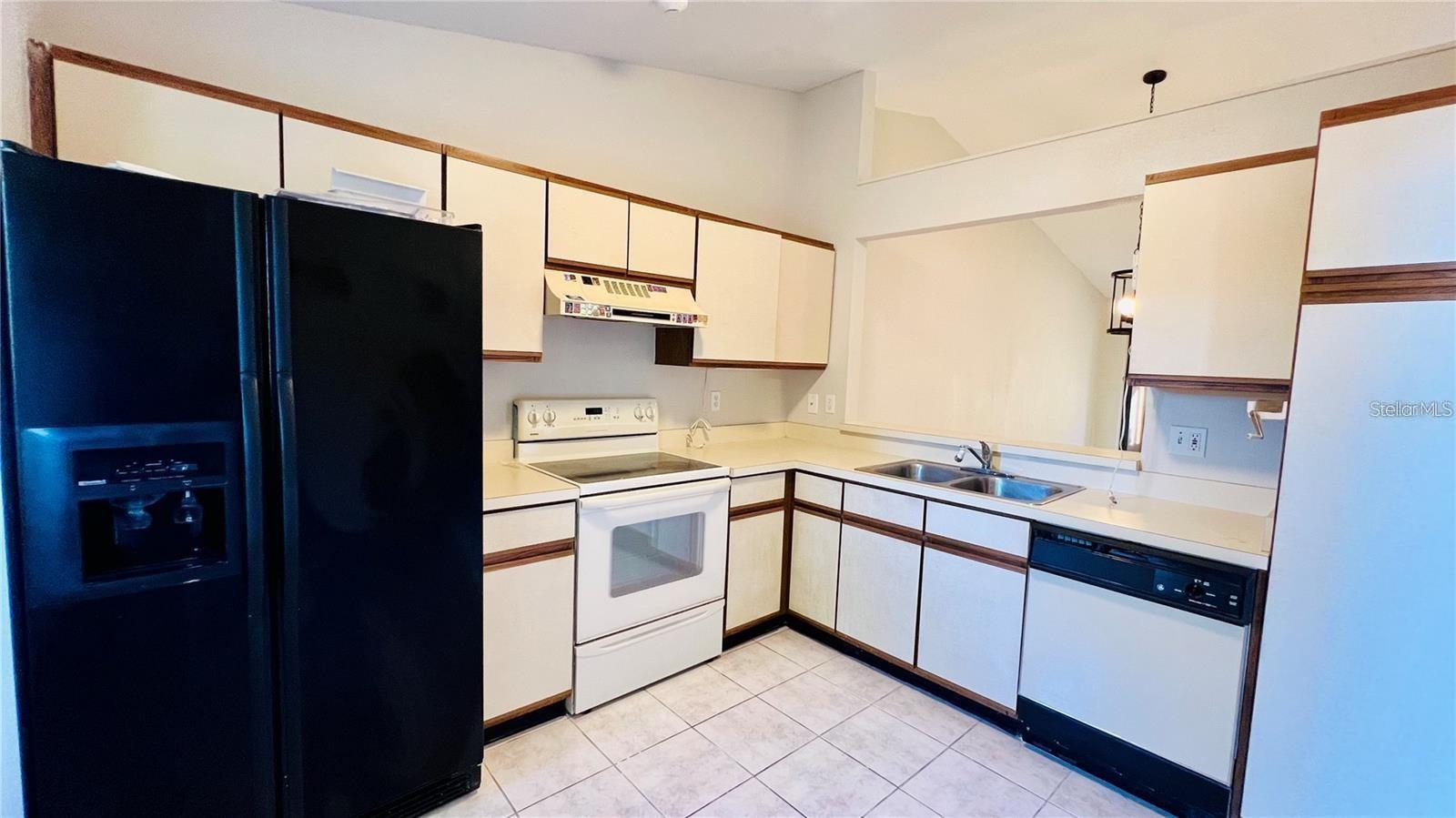KING OAK 02 REP 02 - Residential Lease