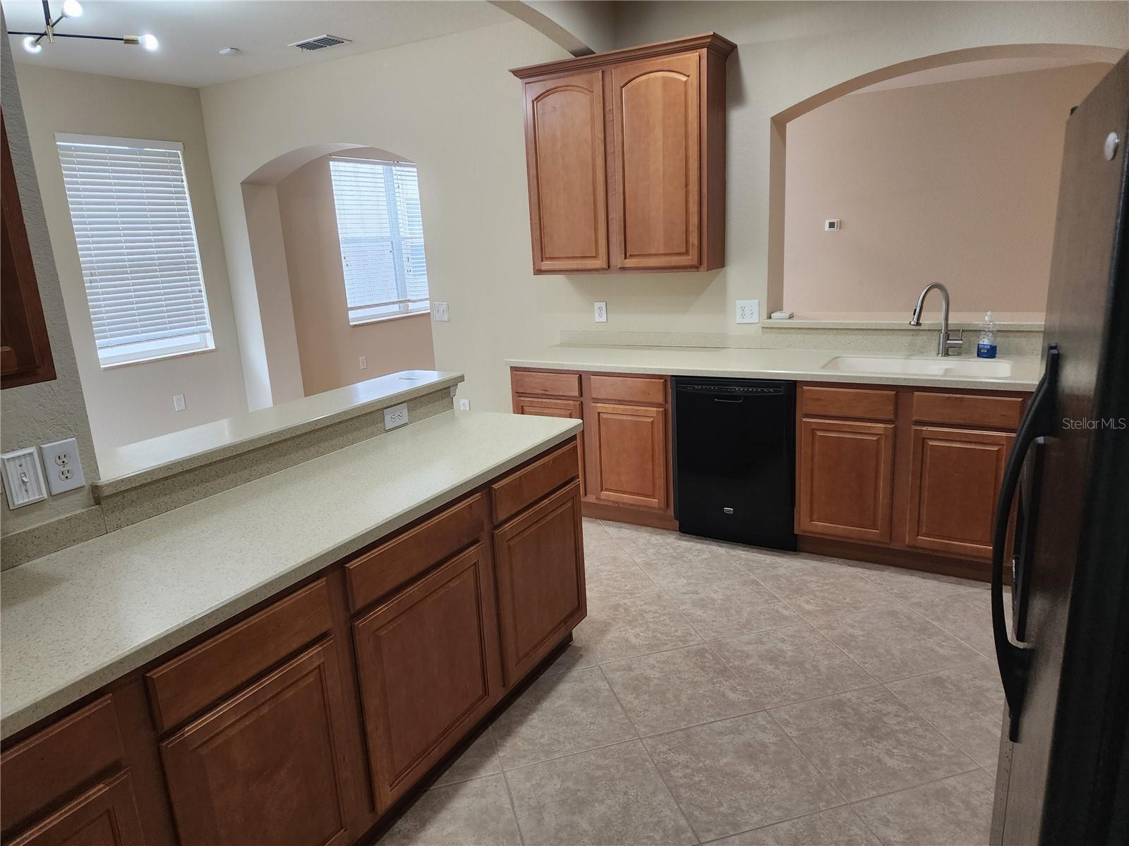 AVALON LAKES PH 03 VILLAGE A & B - Residential Lease