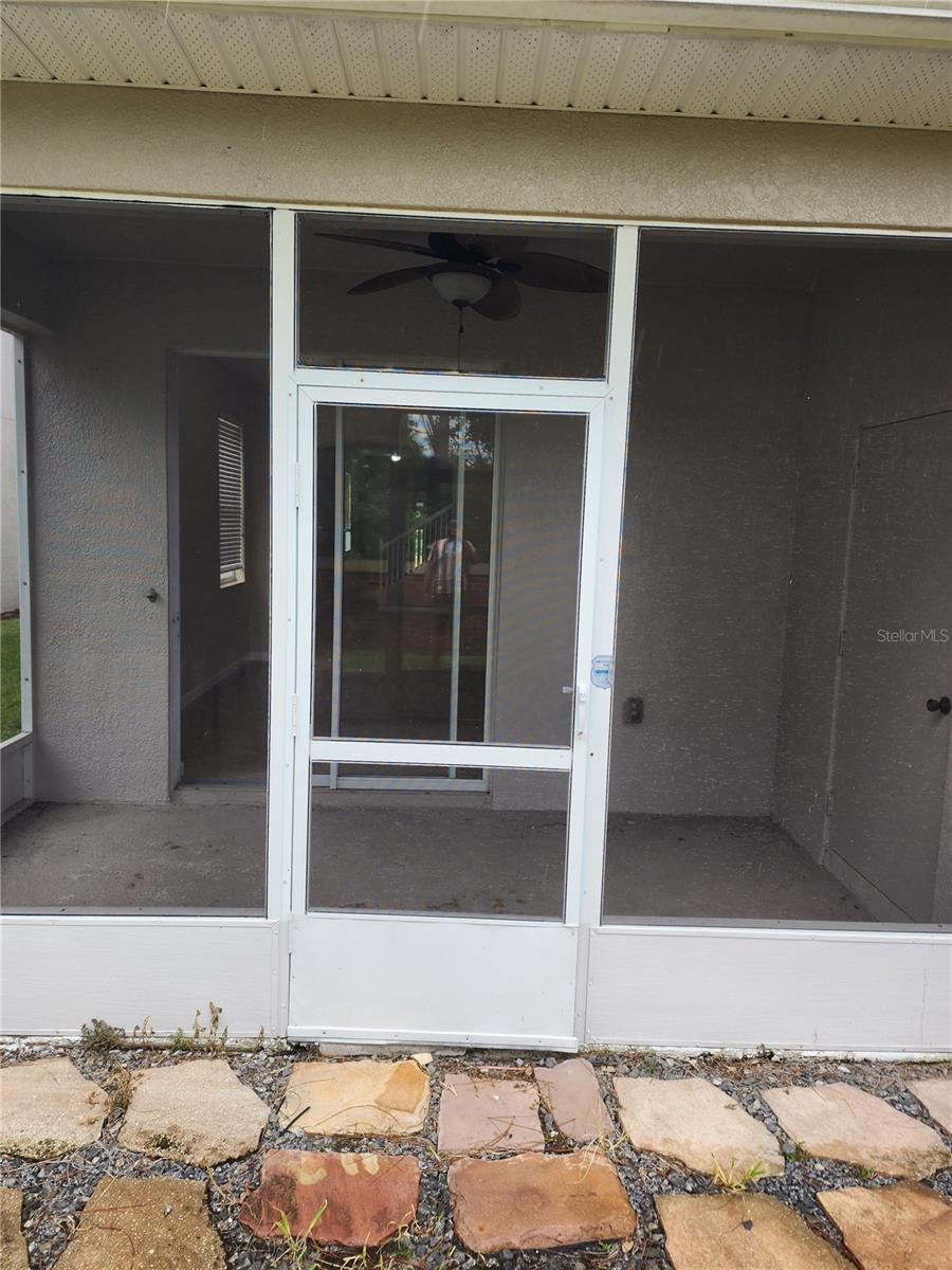 AVALON LAKES PH 03 VILLAGE A & B - Residential Lease