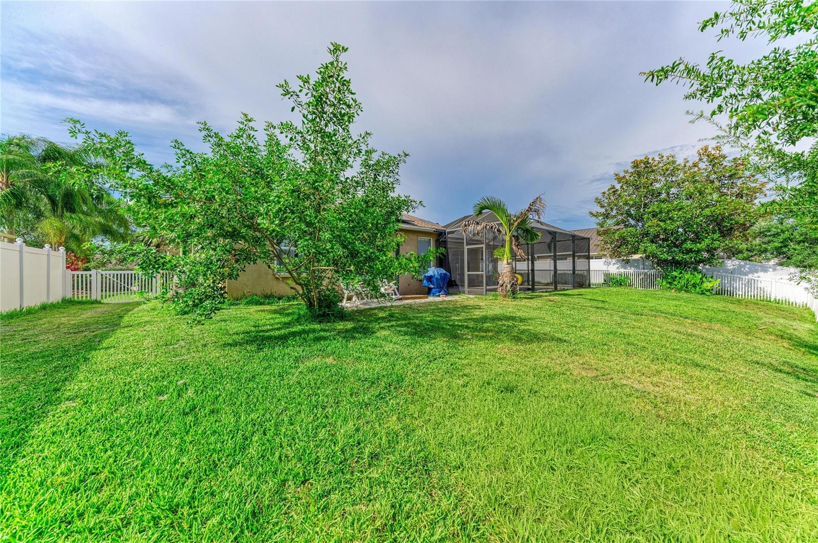 RIVERWALK VILLAGE SUBPHASE E - Residential