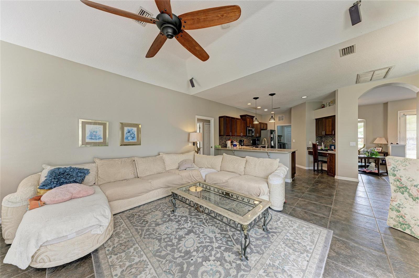 RIVERWALK VILLAGE SUBPHASE E - Residential