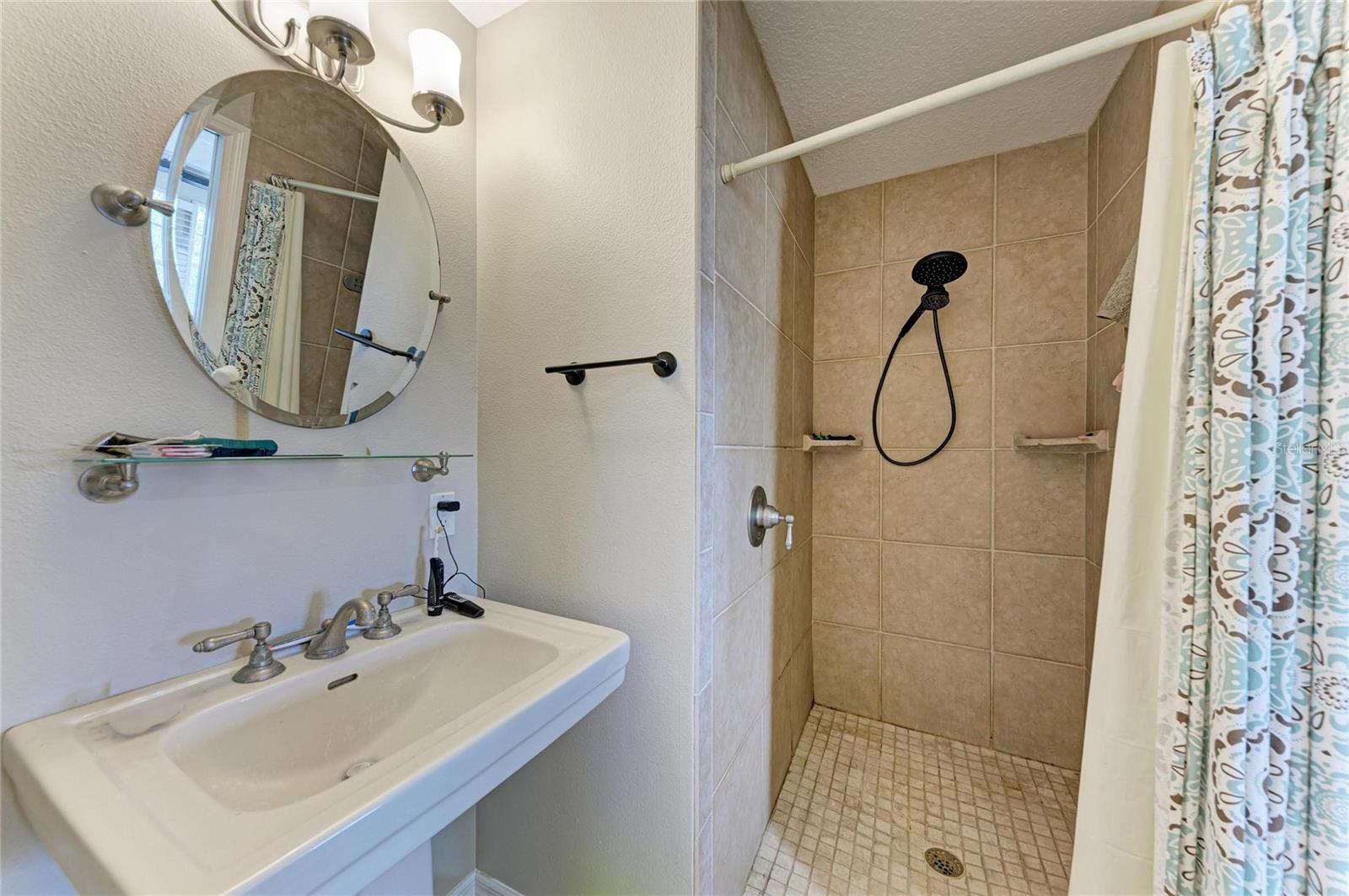 RIVERWALK VILLAGE SUBPHASE E - Residential