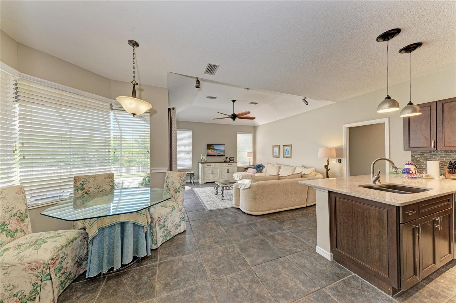 RIVERWALK VILLAGE SUBPHASE E - Residential