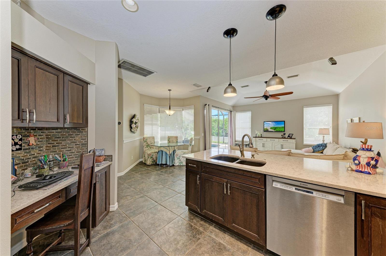 RIVERWALK VILLAGE SUBPHASE E - Residential