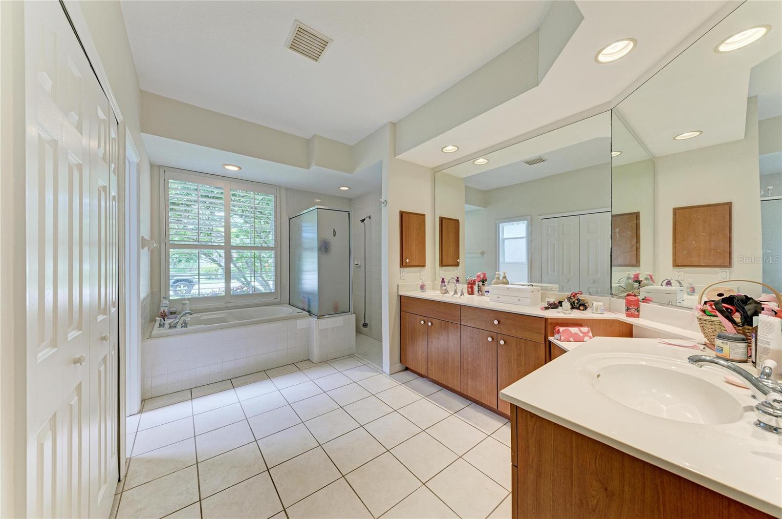 RIVERWALK VILLAGE SUBPHASE E - Residential