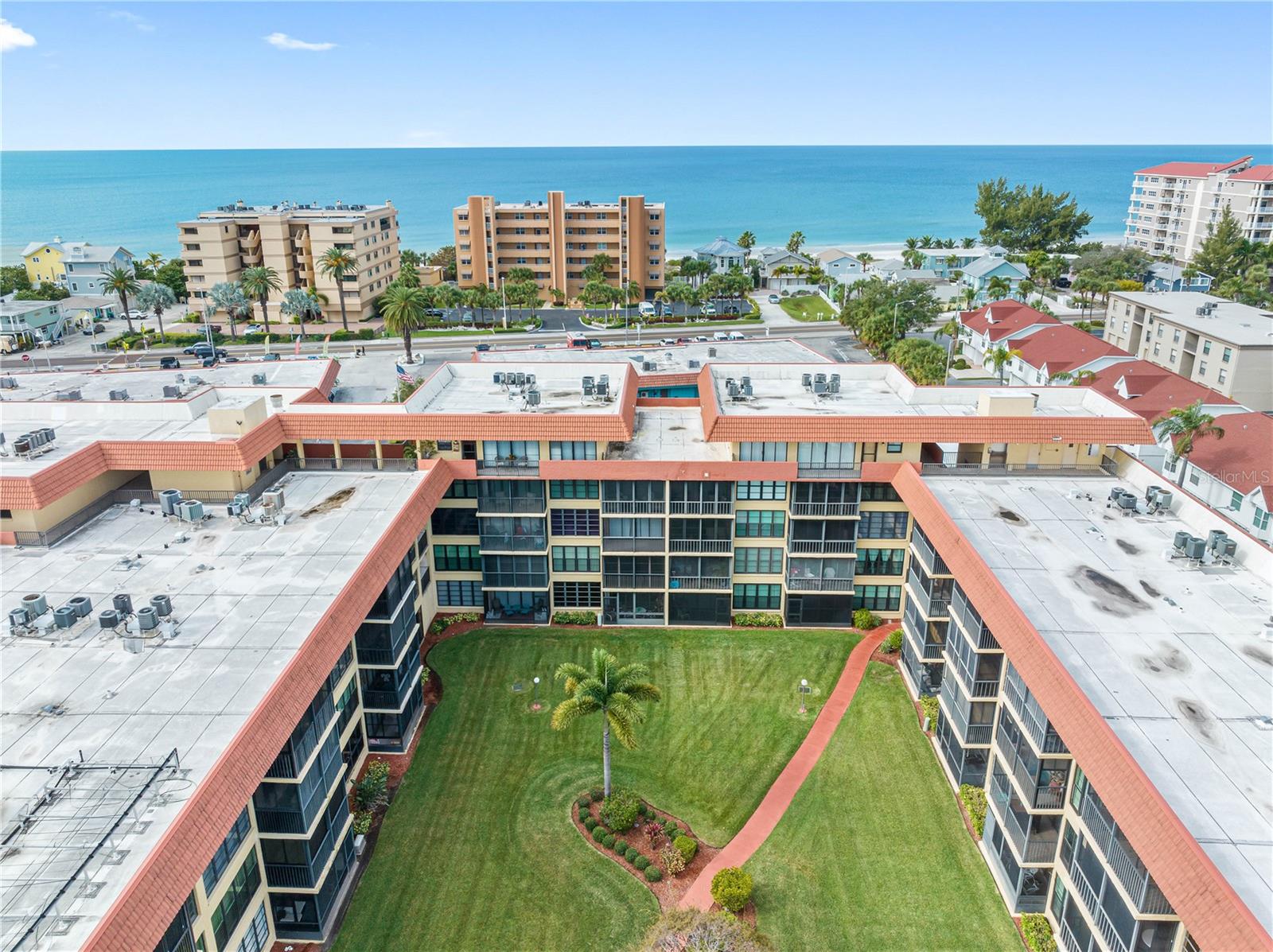 BAY MARINER THE CONDO - Residential