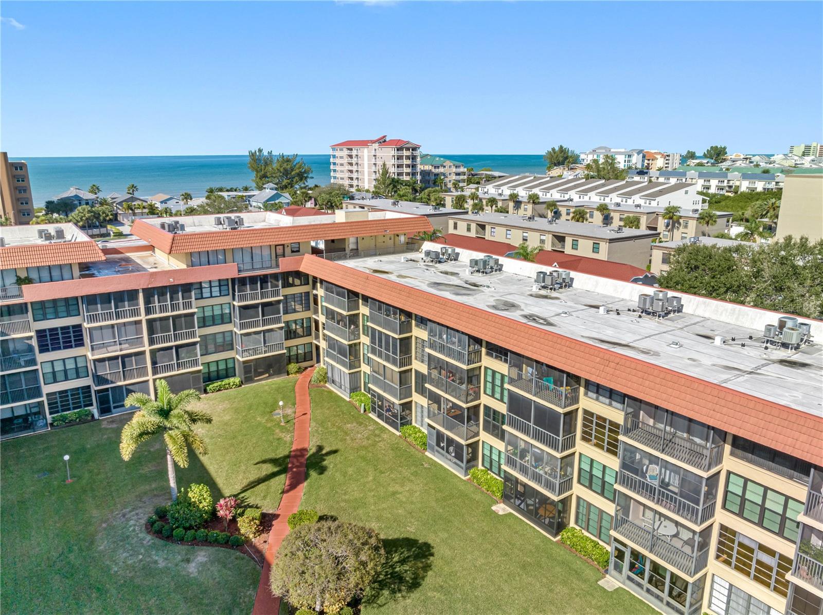 BAY MARINER THE CONDO - Residential