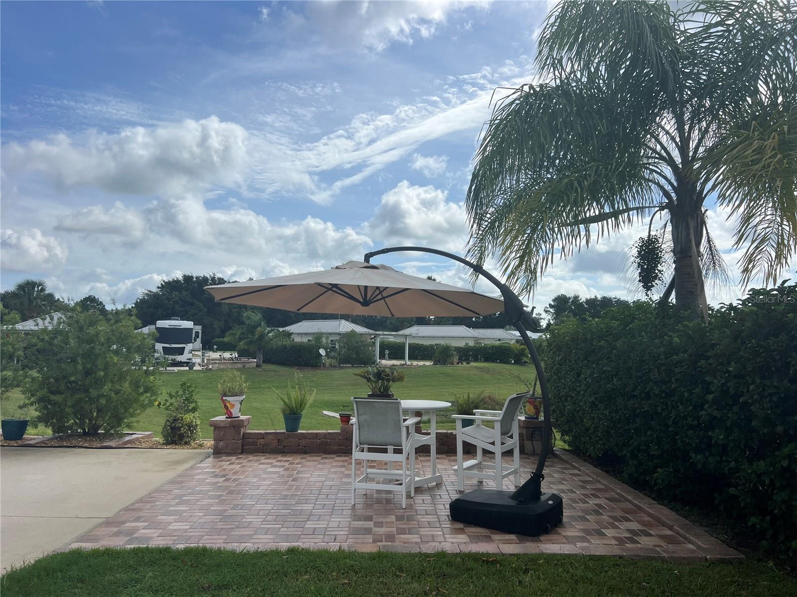 FLORIDA GRANDE MOTOR COACH RESIDENCE - Land