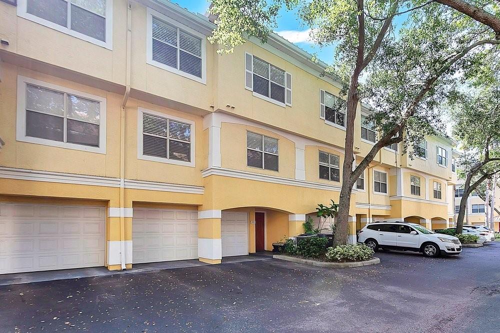 VISCONTI EAST - Residential
