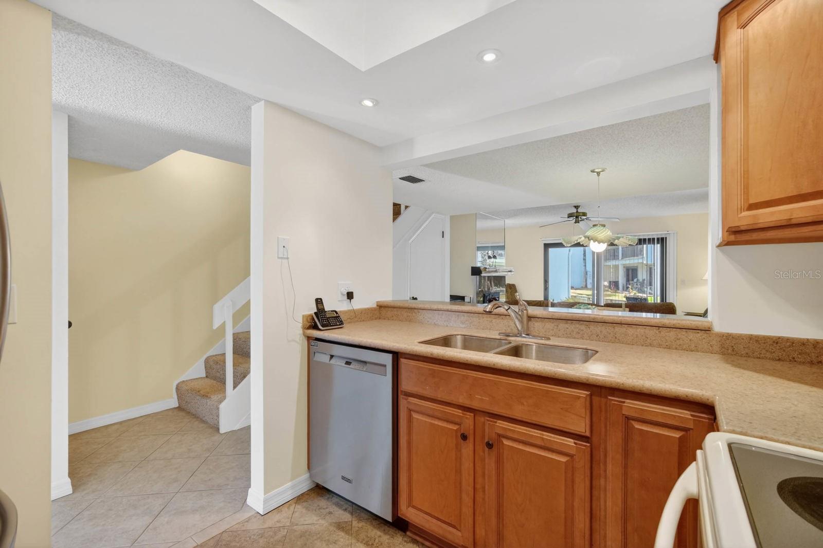 SEAWINDS CONDO - Residential