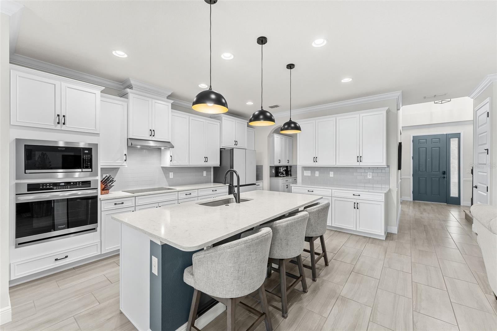 WATERLEIGH PH 2C-1 - Residential