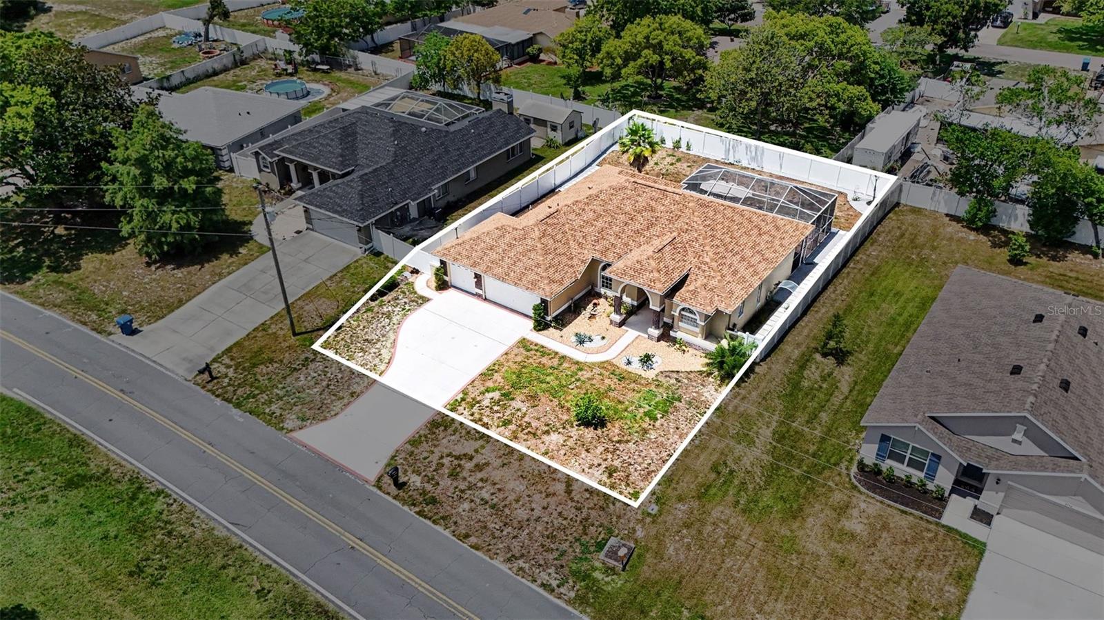 SPRING HILL - Residential