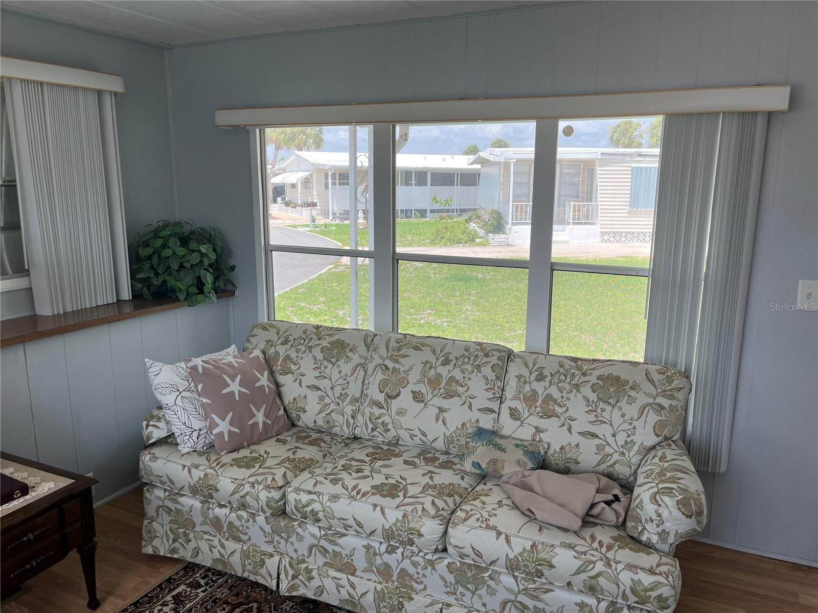 VENICE ISLE - Residential