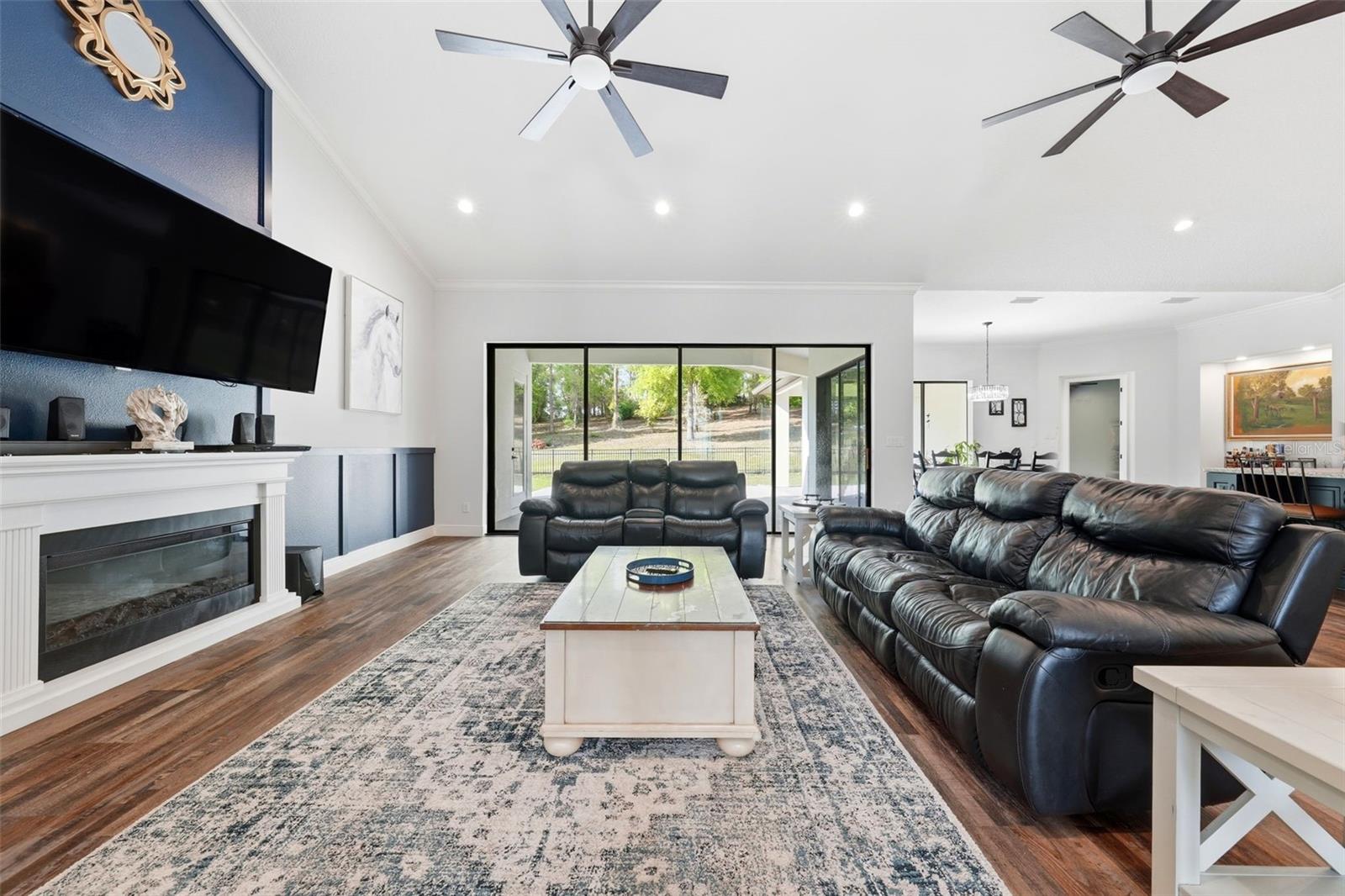 LAKEWOOD RANCHES SUB - Residential
