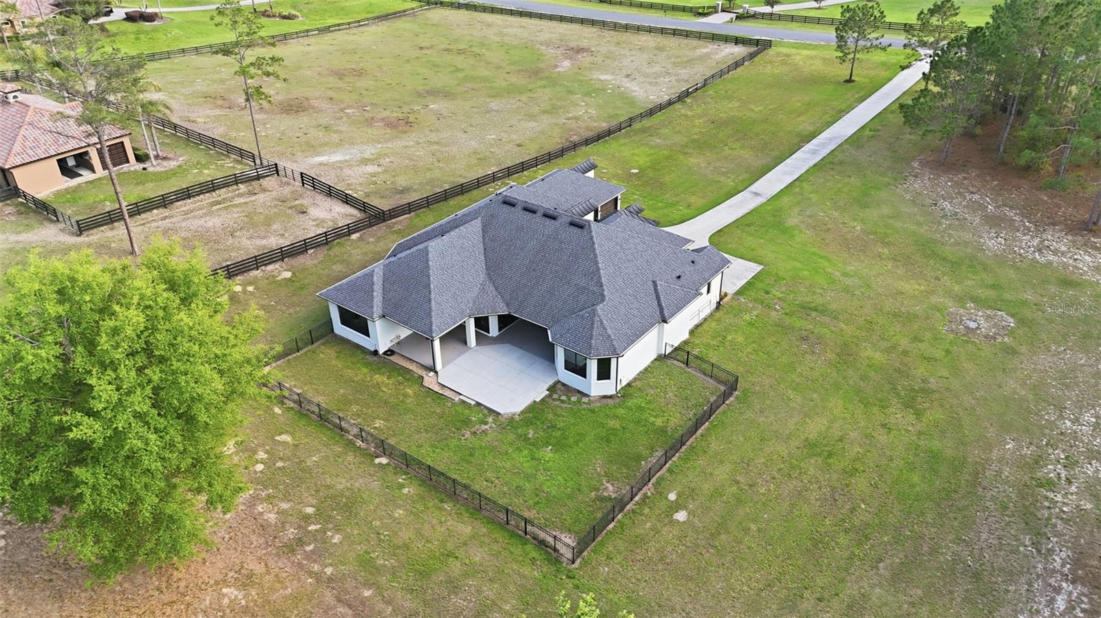 LAKEWOOD RANCHES SUB - Residential