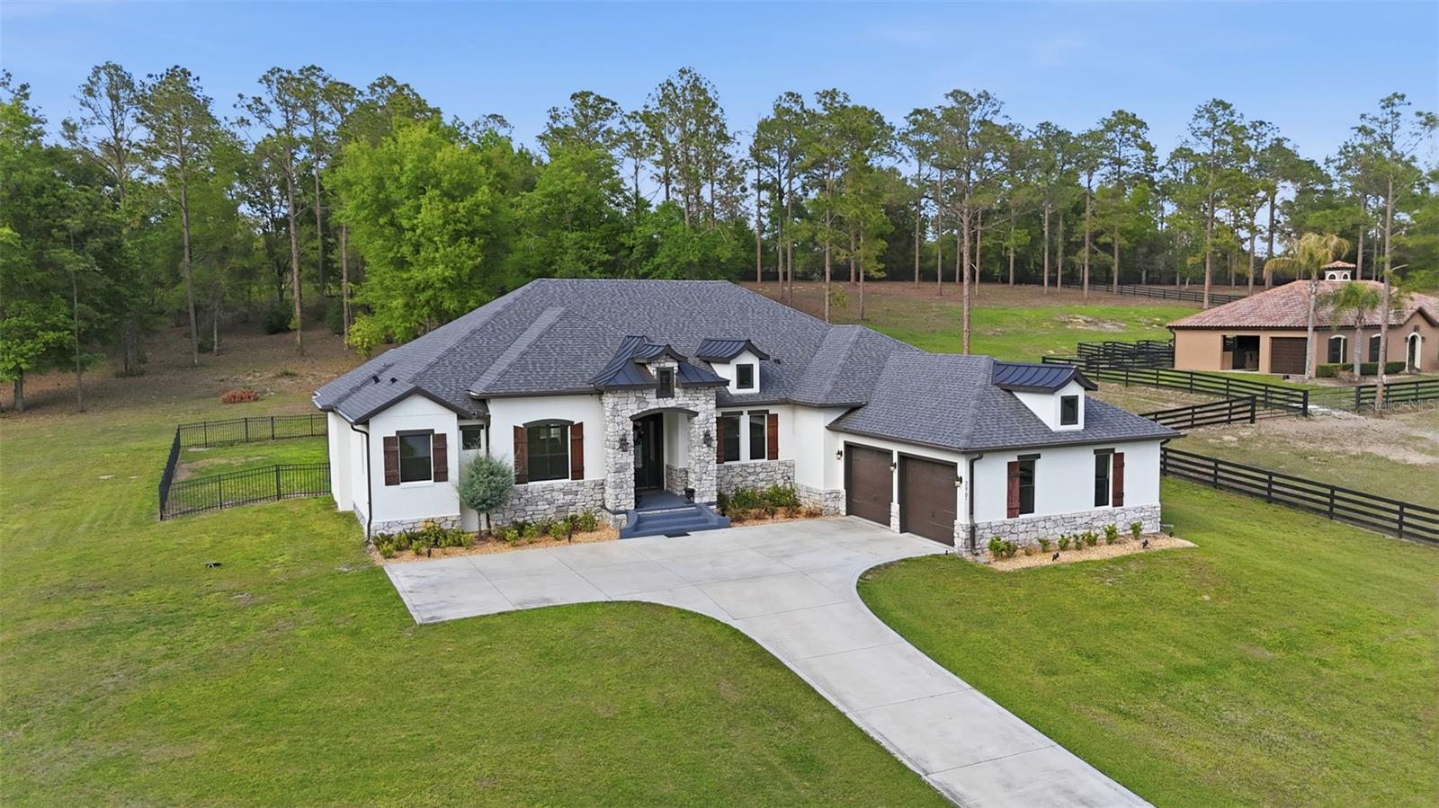 LAKEWOOD RANCHES SUB - Residential
