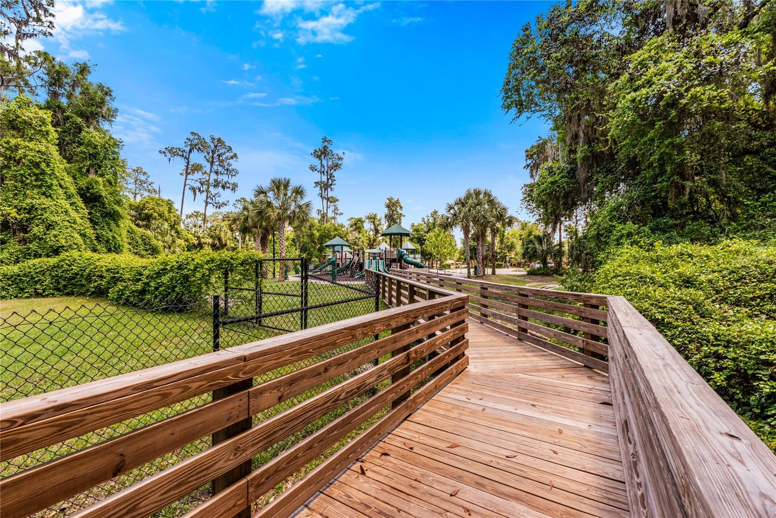 DELTONA LAKES UN 34 - Residential