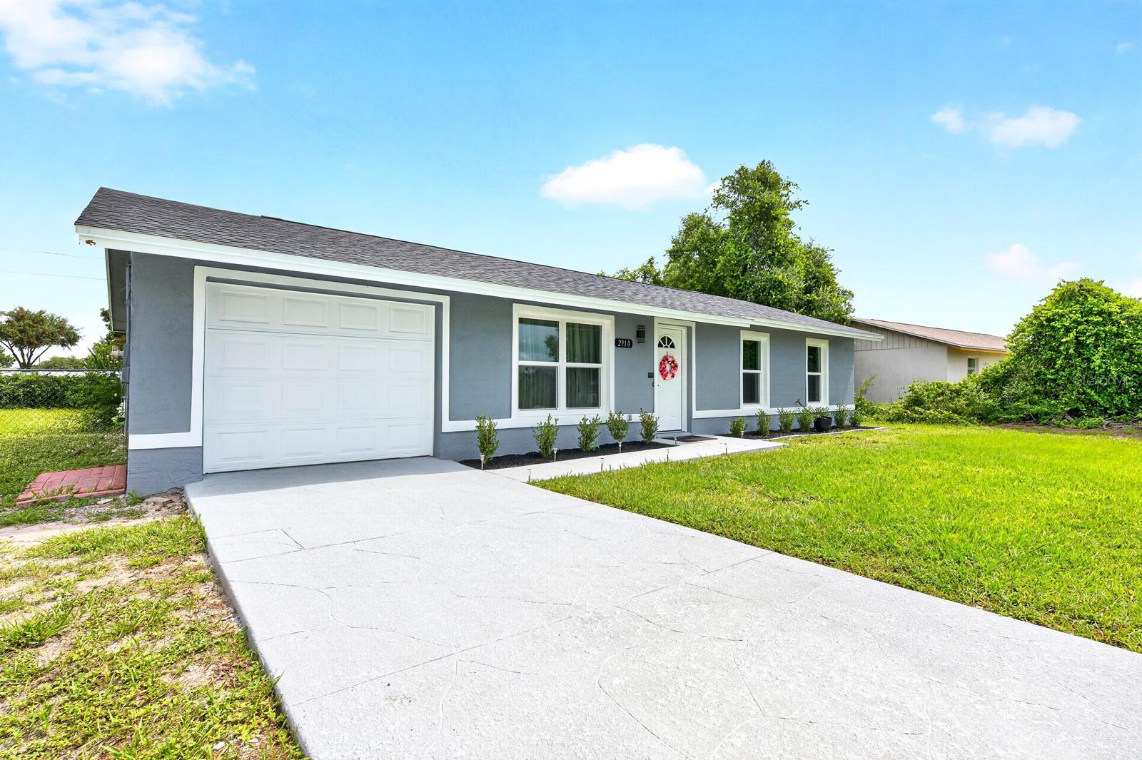 DELTONA LAKES UN 34 - Residential