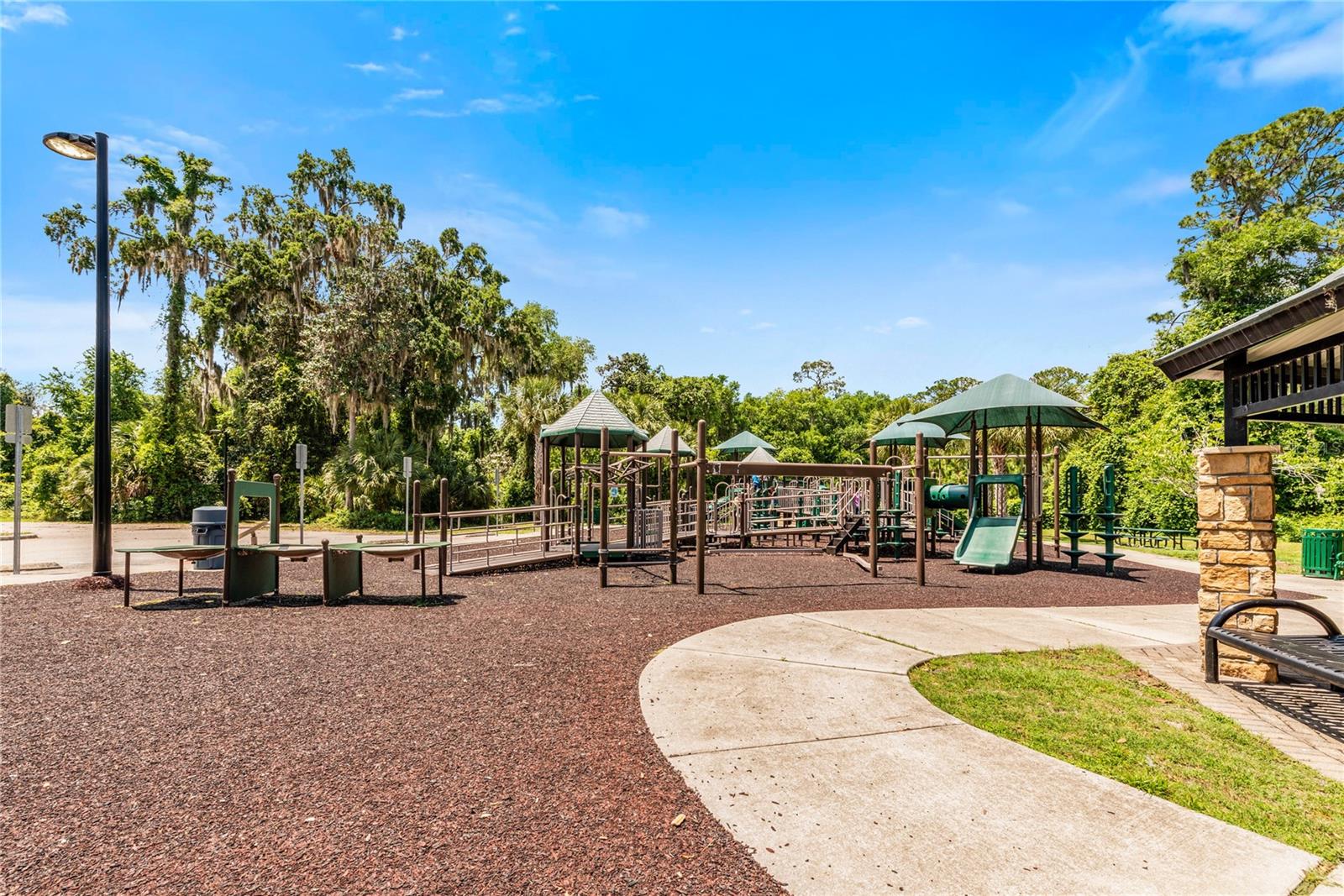 DELTONA LAKES UN 34 - Residential