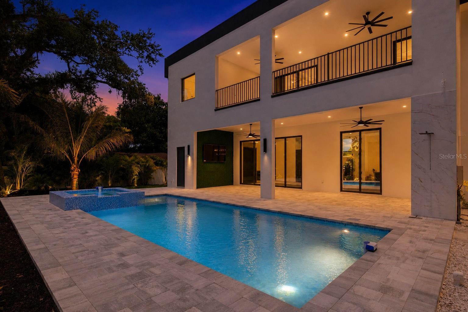 HARTLAND PARK - Residential