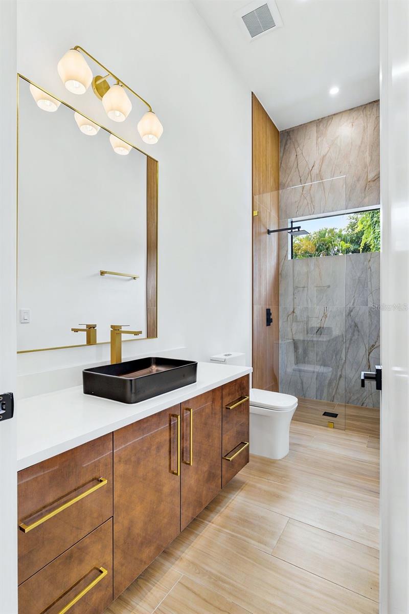 HARTLAND PARK - Residential
