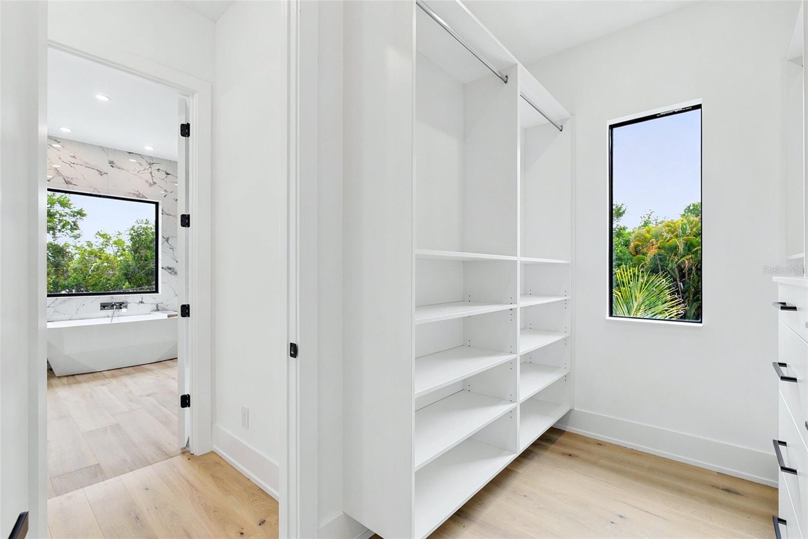 HARTLAND PARK - Residential