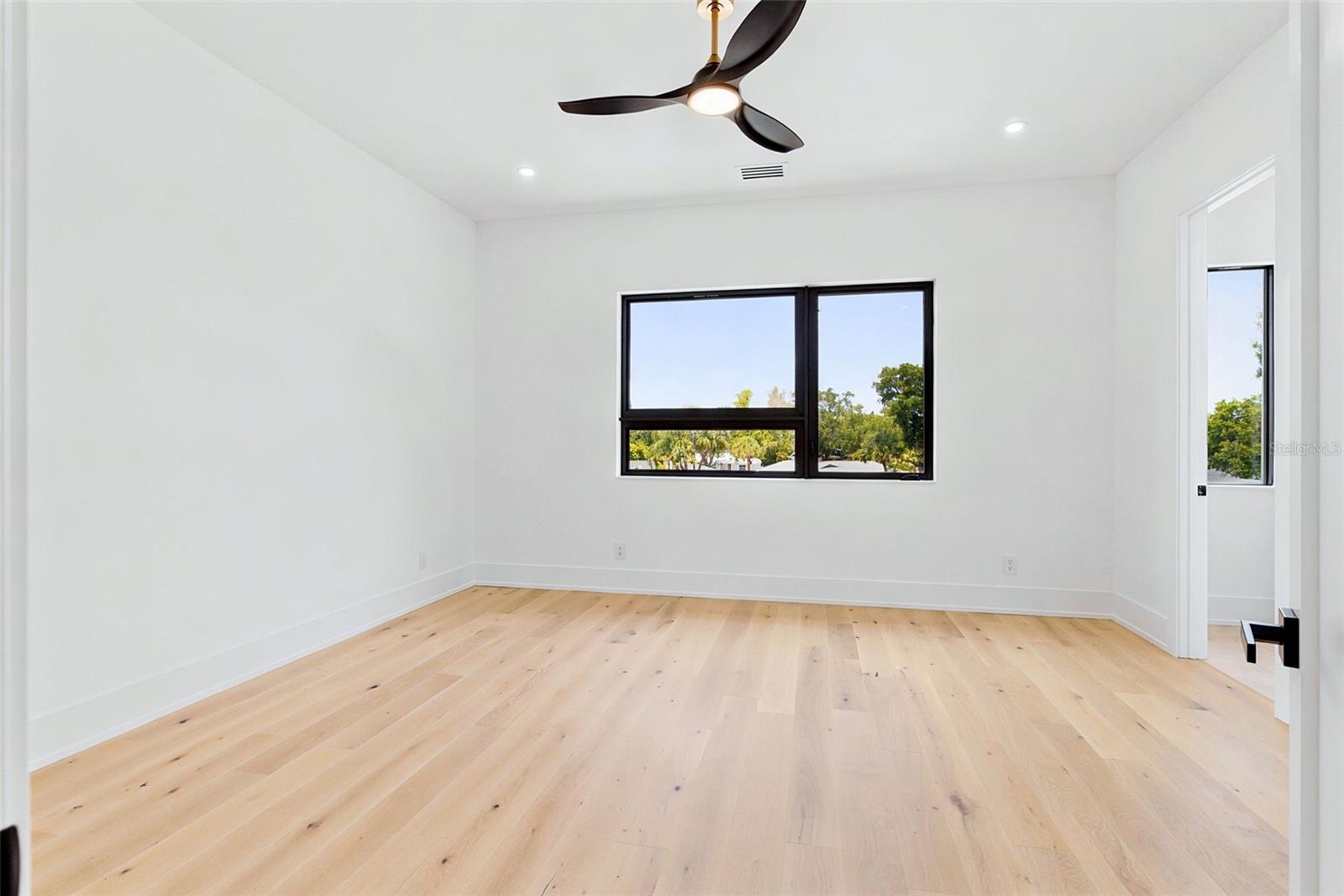 HARTLAND PARK - Residential