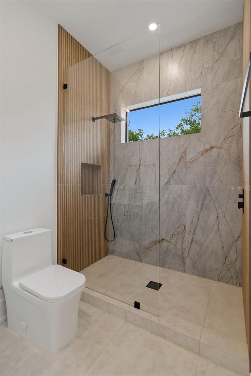 HARTLAND PARK - Residential