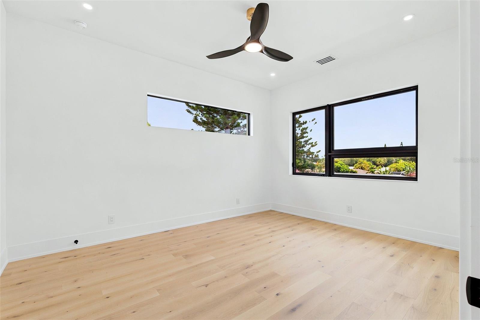 HARTLAND PARK - Residential