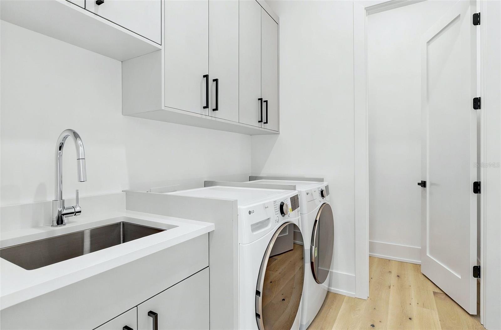 HARTLAND PARK - Residential