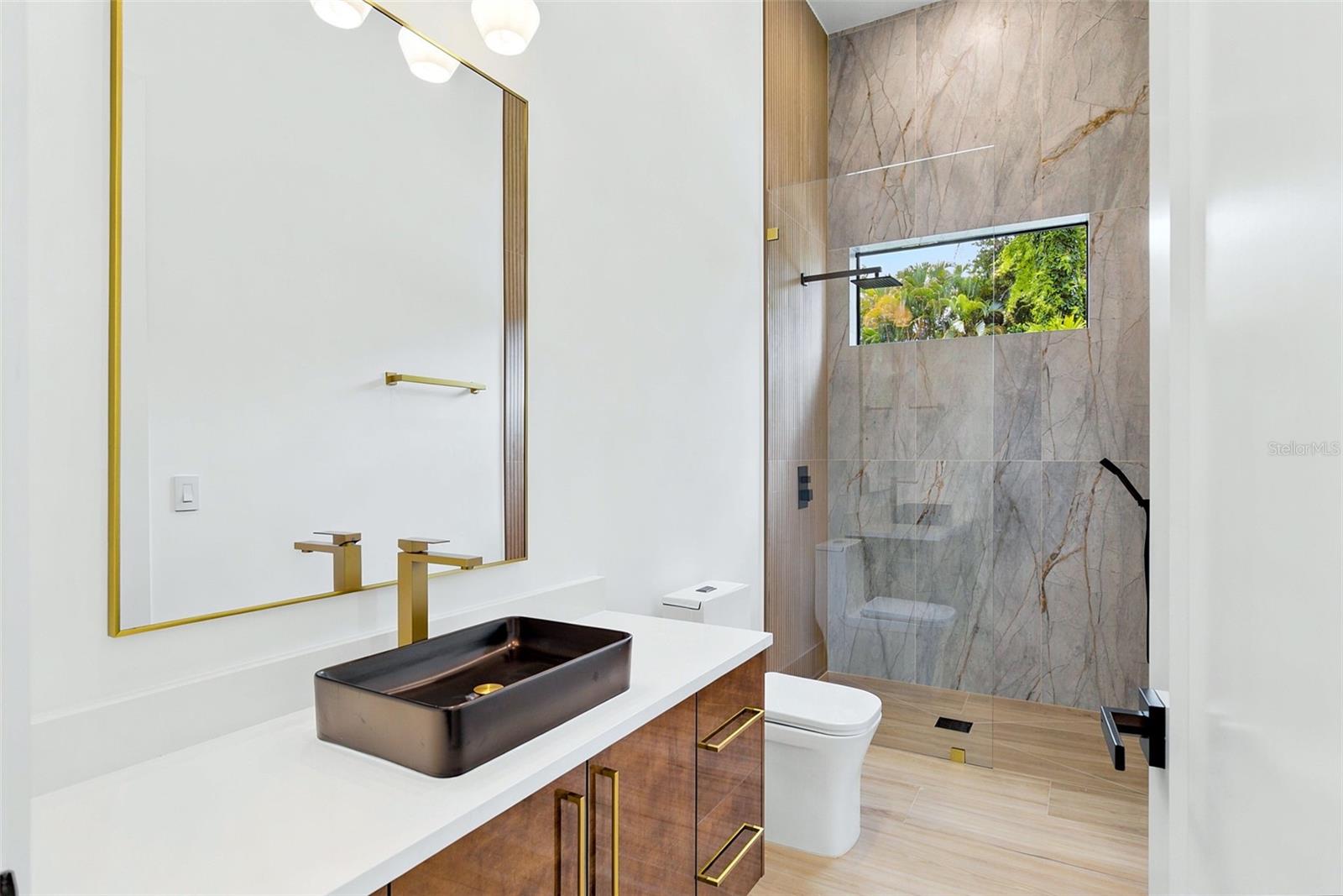 HARTLAND PARK - Residential