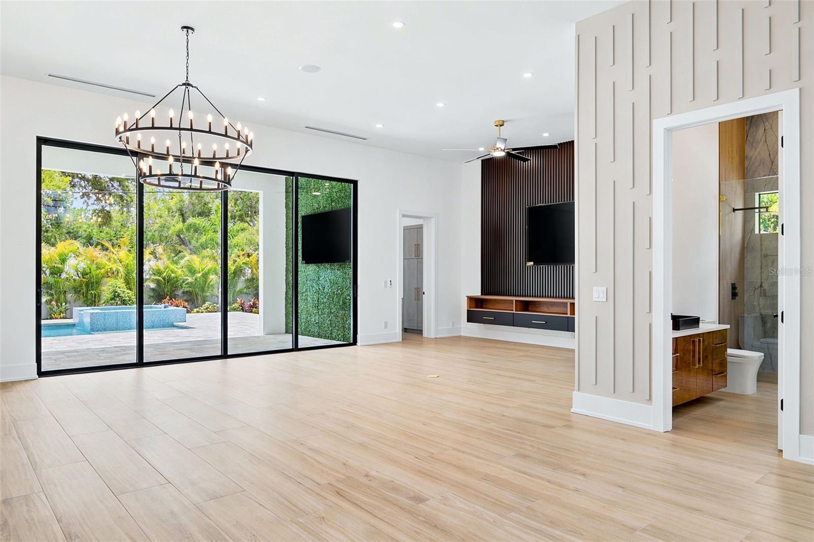 HARTLAND PARK - Residential
