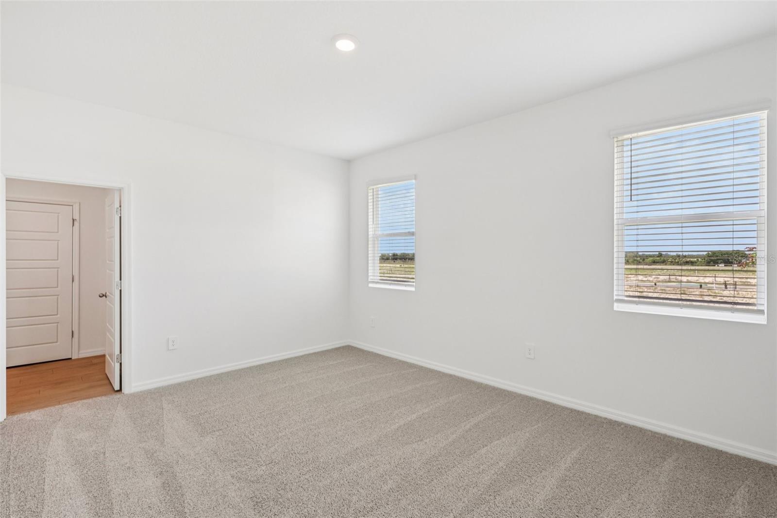 HARMONY ON LAKE ELOISE - Residential