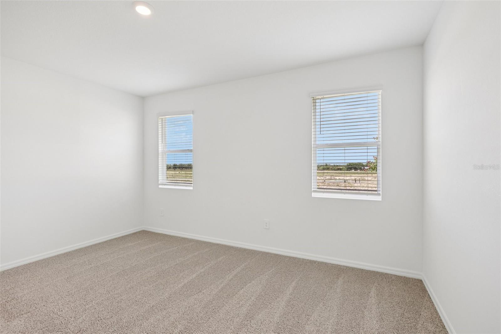 HARMONY ON LAKE ELOISE - Residential