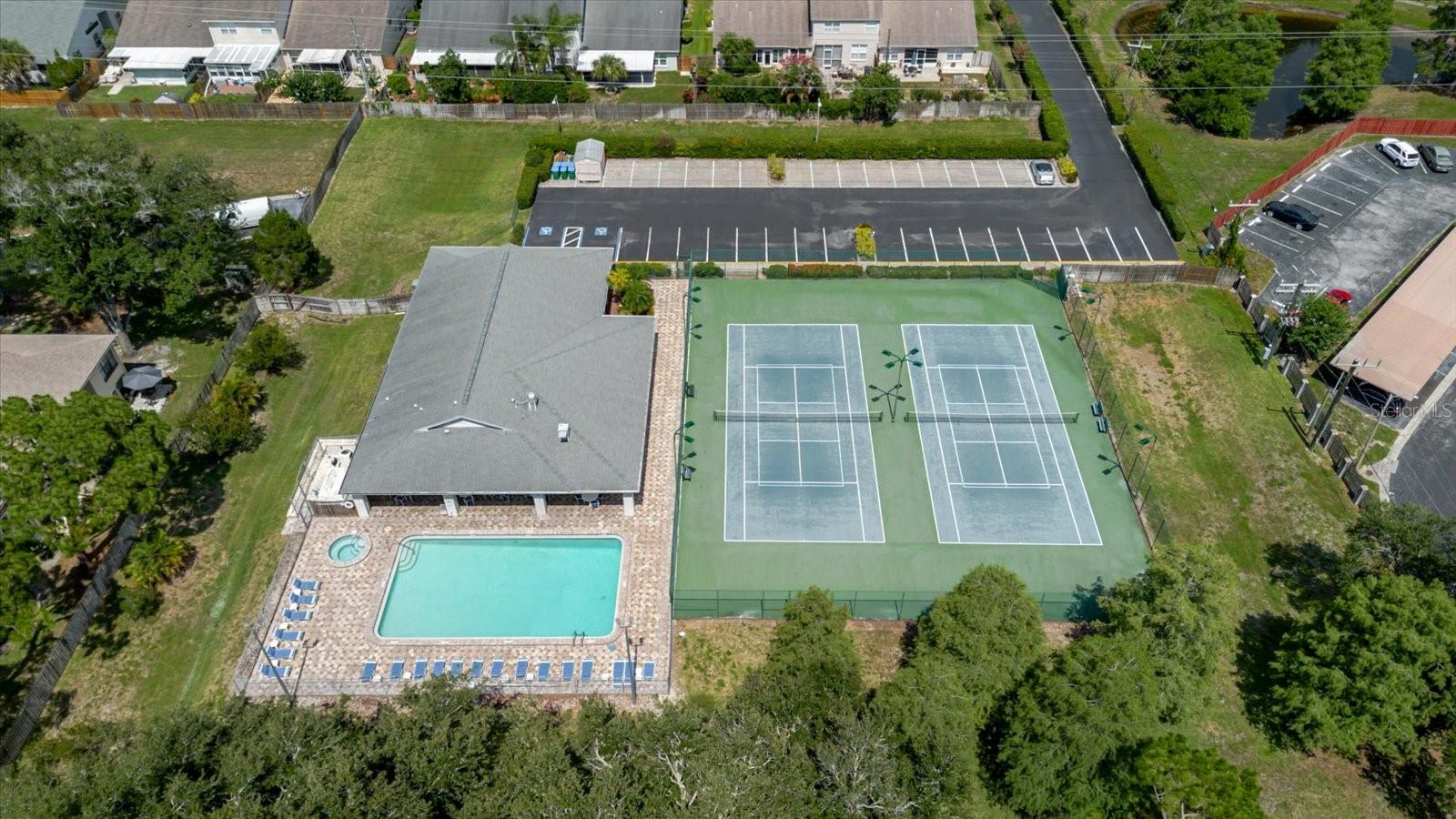 BROOKFIELD - Residential