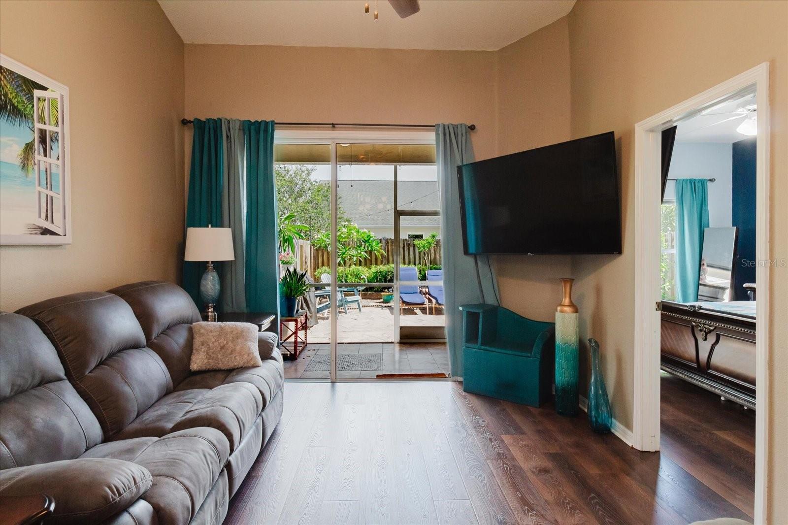 BROOKFIELD - Residential