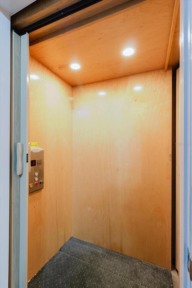 BROOKFIELD - Residential