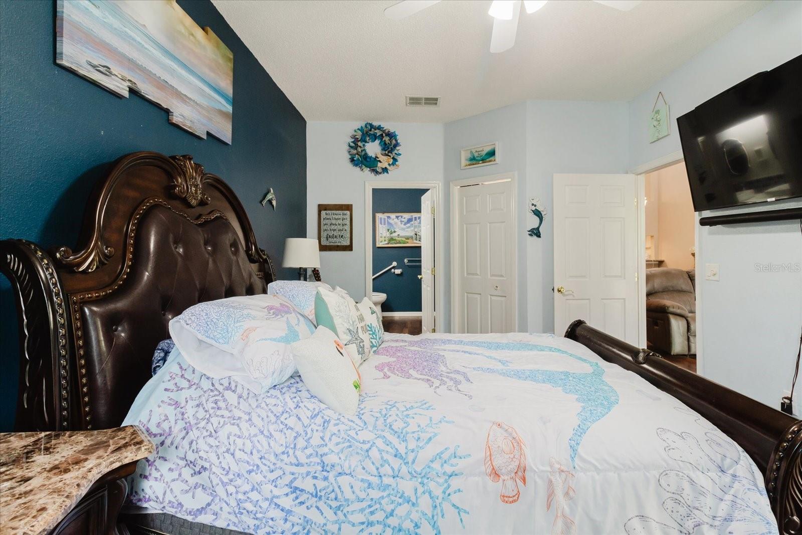 BROOKFIELD - Residential